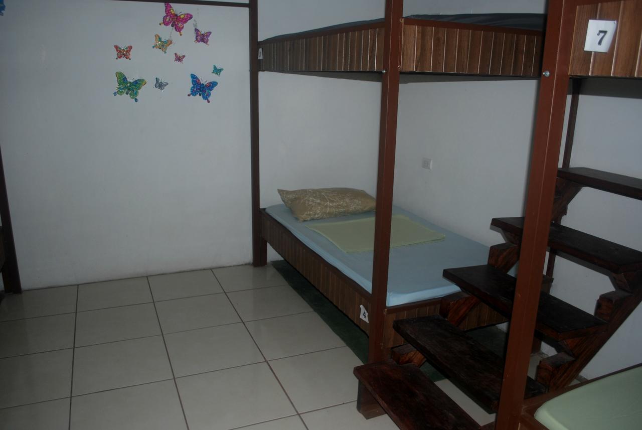 Passifloras Hostel Quepos Esterno foto