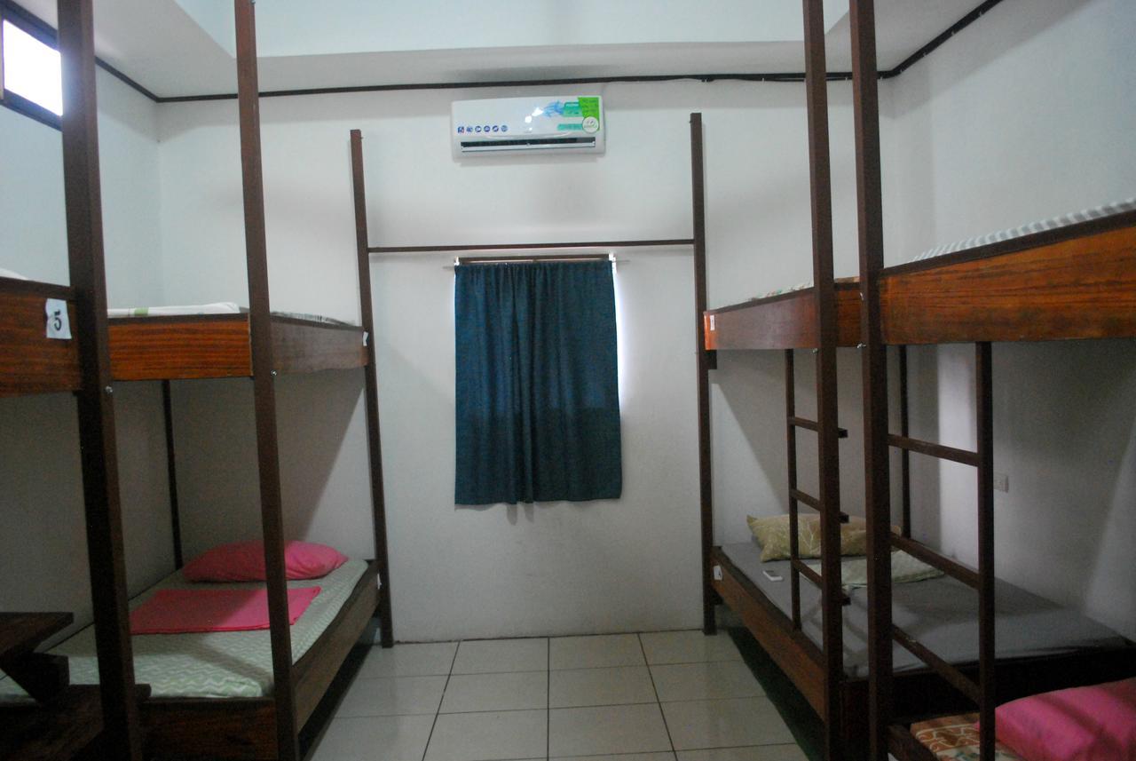 Passifloras Hostel Quepos Esterno foto