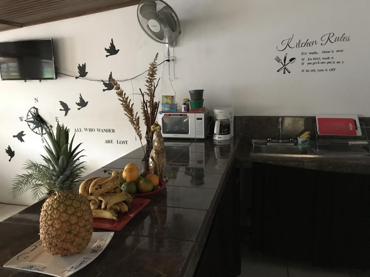 Passifloras Hostel Quepos Esterno foto